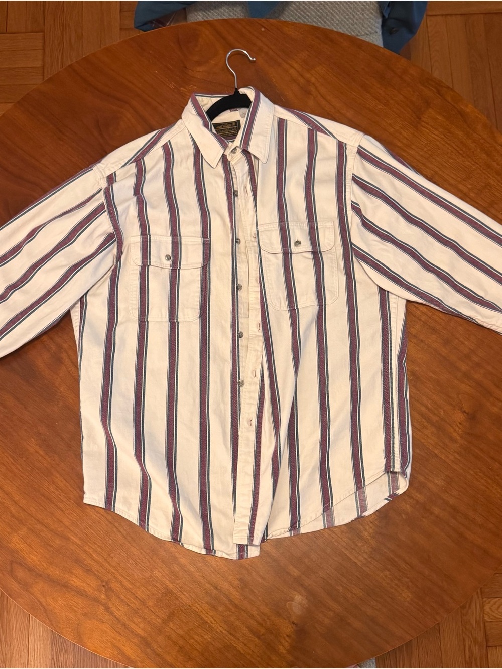 Men's Long-Sleeve Button-Up Shirt in White with Burgundy Stripes